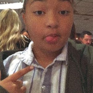 Meet your Posher, Sarie